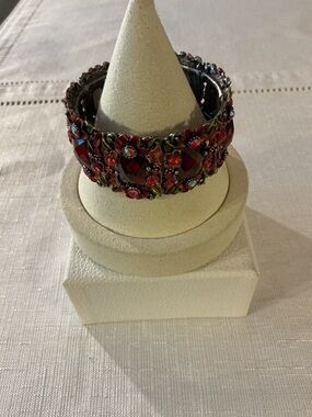 Ruby Red and Rhinestone Antique Pewter Tone Stretch Bracelet